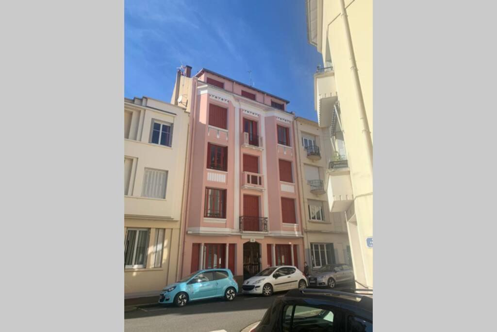Vichy Cocoon Appartements Exterior photo